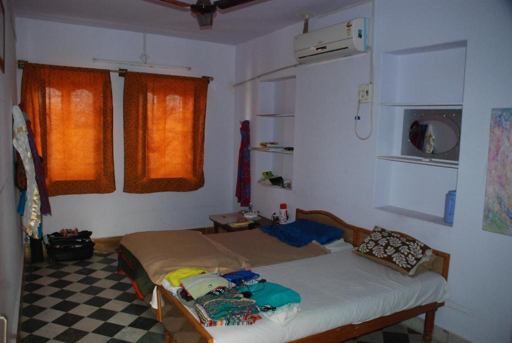 Ratan Hostel Jaisalmer Buitenkant foto