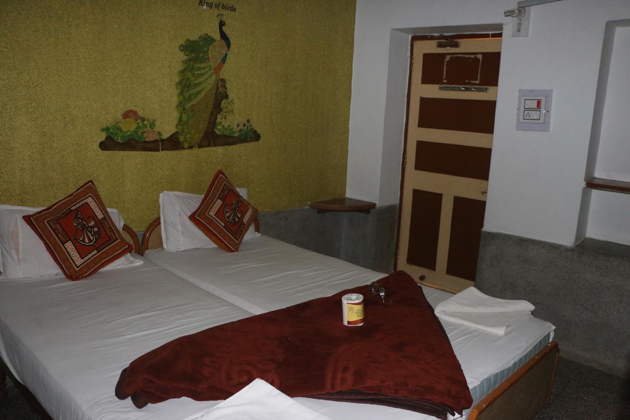 Ratan Hostel Jaisalmer Buitenkant foto