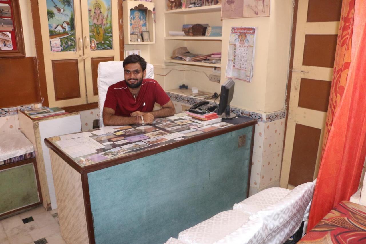 Ratan Hostel Jaisalmer Buitenkant foto